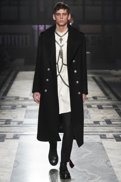 Look 21